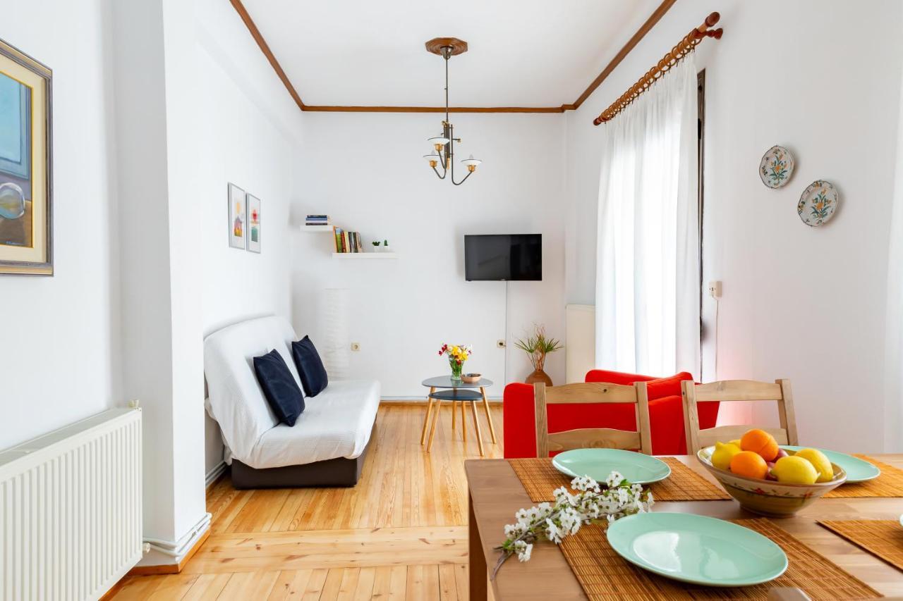 Cath'S Guesthouse Skopelos Town Exterior photo